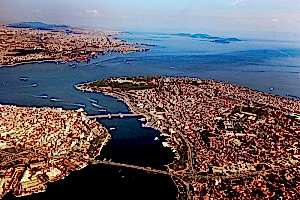 the-City-of-Amazing-Landmarks